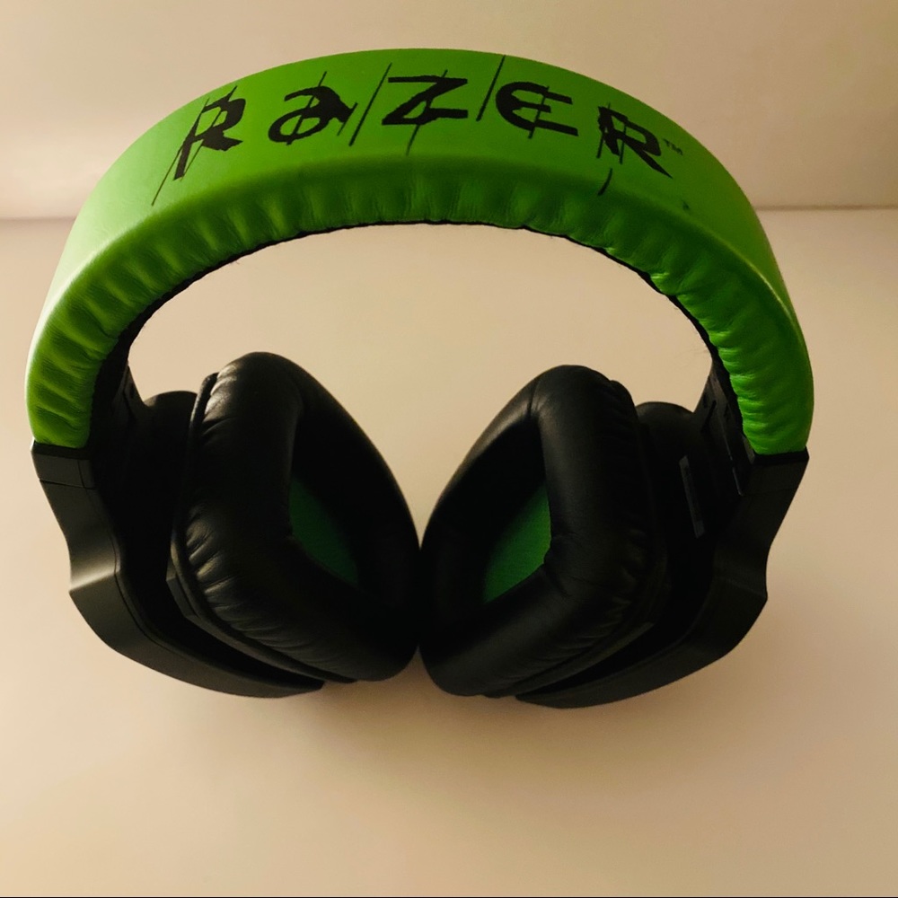 Razer Electra Over Ear Gaming Headphones
